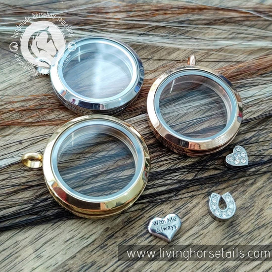 Living Horse Tails DIY Kit for Stainless Steel 30mm Locket - Horseshoe Custom jewellery Monika Australia horsehair keepsake