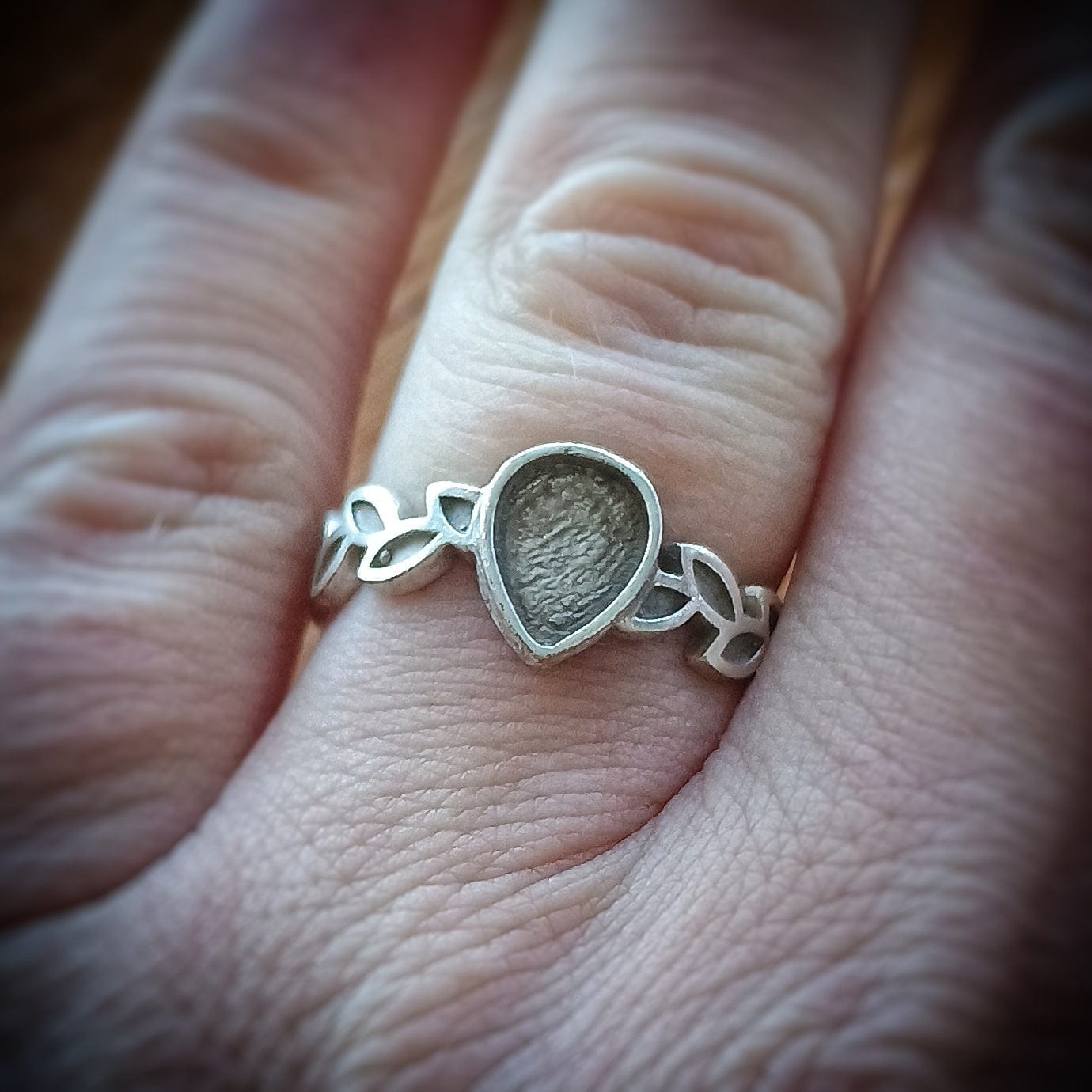 Living Horse Tails Silver and Gold tone Brass jewellery Custom jewellery Monika Australia horsehair keepsake