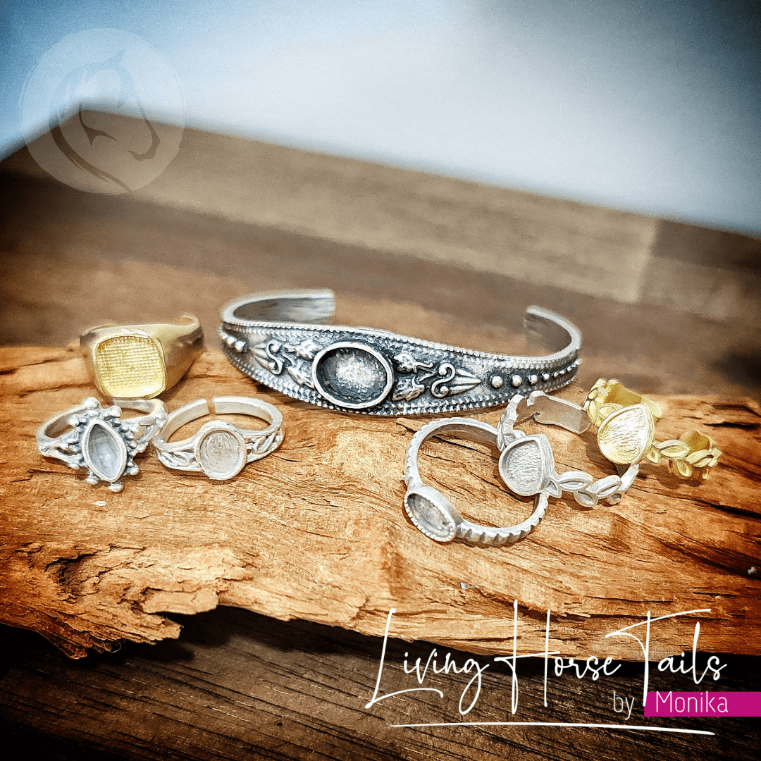 Living Horse Tails Silver and Gold tone Brass jewellery Custom jewellery Monika Australia horsehair keepsake