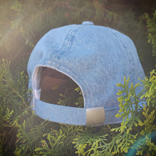 Load image into Gallery viewer, Living Horse Tails Living Horses Baseball Cap Custom jewellery Monika Australia horsehair keepsake
